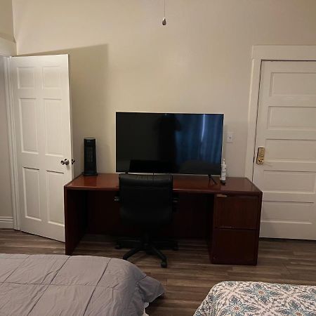 Private Los Angeles Room - Free Wifi, Ac, Tv, Private Fridge, Kitchen, Near Usc - Exposition Park - Usc Memorial Coliseum - Banc Of California Bmo Stadium - Downtown Los Angeles Dtla - University Of Southern California Usc!! Екстериор снимка