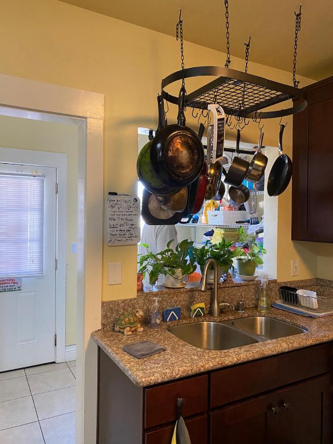 Private Los Angeles Room - Free Wifi, Ac, Tv, Private Fridge, Kitchen, Near Usc - Exposition Park - Usc Memorial Coliseum - Banc Of California Bmo Stadium - Downtown Los Angeles Dtla - University Of Southern California Usc!! Екстериор снимка